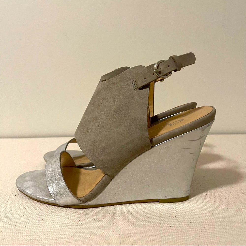 CL by Laundry Wedges